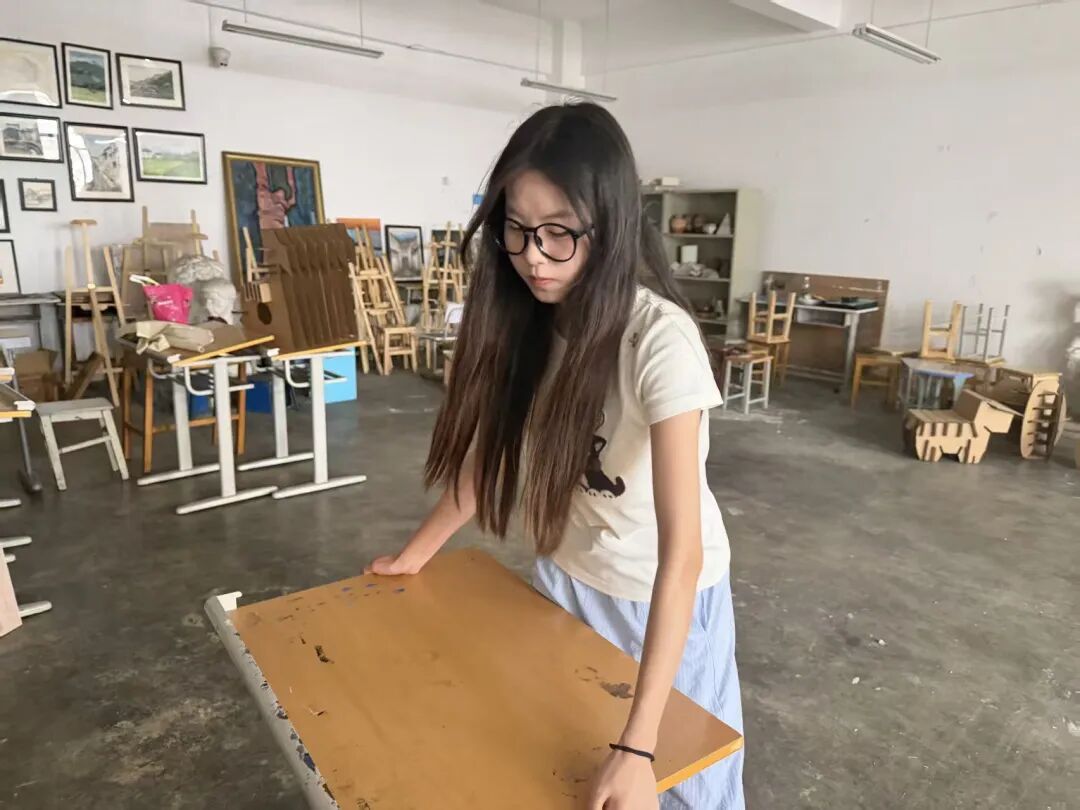 2138cn太阳集团城组织第四十四期入党积极分子开展校园清扫社会实践活动